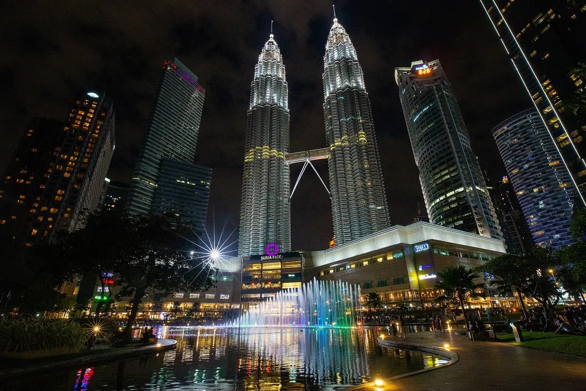 Petronas Twin Towers at night, Kuala Lumpur